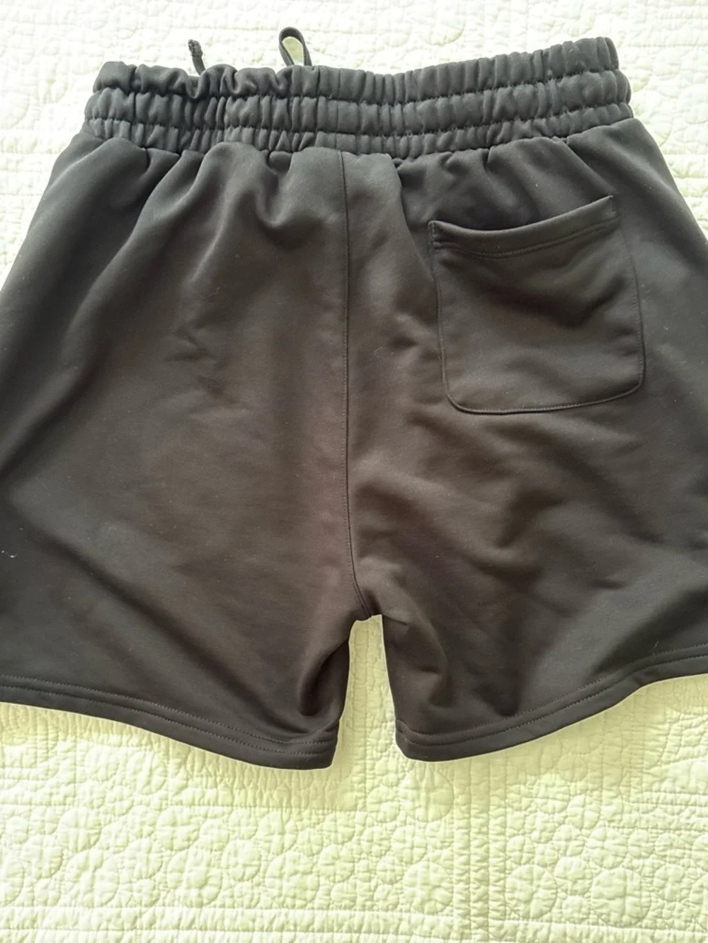 Demozu black athletic